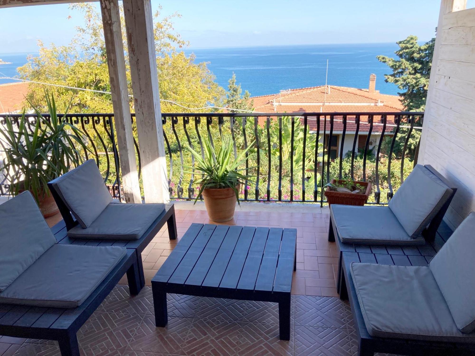 Villa Flore - Penthouse - Apartment In Villa Casteldaccia Exterior foto